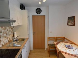 23683011-Ferienwohnung-4-Halbenrain-300x225-3