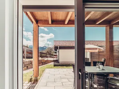 Terrasse Schaur Ferienwohnung_Bellmund_UG-18[1]