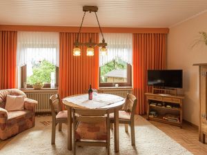 19341531-Ferienwohnung-2-Hallenberg-300x225-2