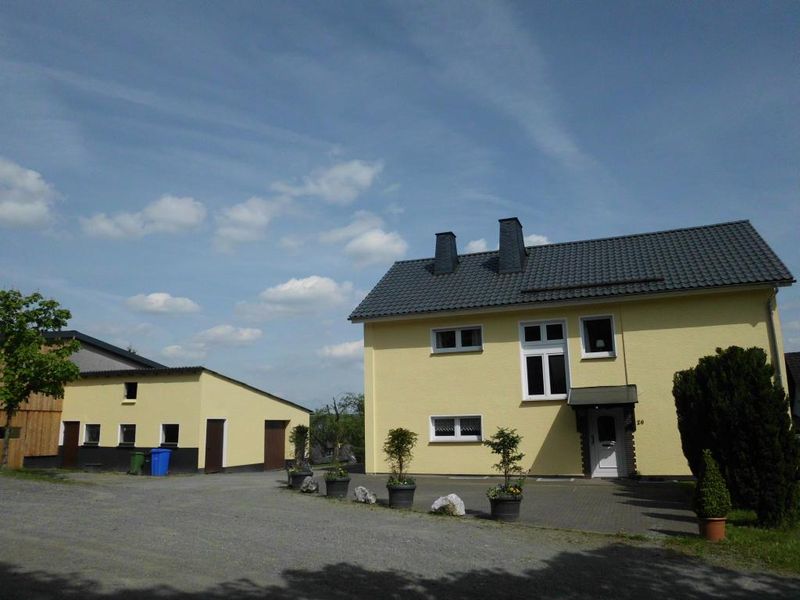 23984512-Ferienwohnung-4-Hallenberg-800x600-1