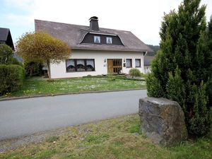 22155343-Ferienwohnung-4-Hallenberg-300x225-3