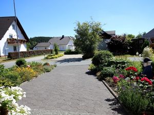 22155343-Ferienwohnung-4-Hallenberg-300x225-4