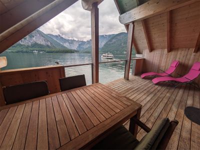 Balkon mit Ausblick über den Hallstättersee