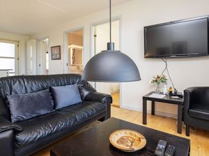 23168173-Ferienwohnung-4-Hals-300x225-2