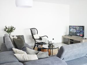 Wohnzimmer mit Smart-TV