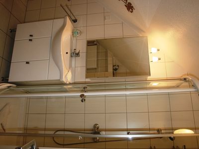 Badezimmer mit Dusche