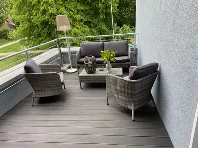 Terrasse mit schönem Blick in den Garten