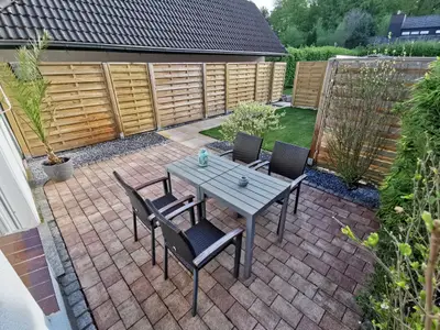 Privater Garten - Ferienwohnung Amy