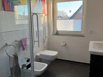 Badezimmer in der Ferienwohnung Wiesenblick in Haltern am See