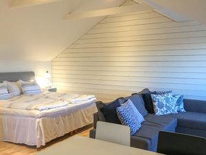 24005335-Ferienwohnung-4-Hammarö-300x225-5