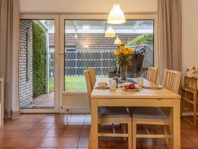 Ferienwohnung für 3 Personen (50 m²) in Harlesiel 8/10