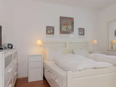 Ferienwohnung für 3 Personen (50 m²) in Harlesiel 9/10