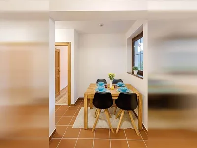 DiningRoom
