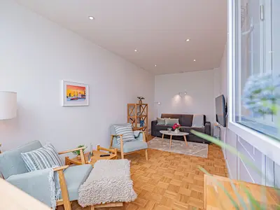 Wohnzimmer mit Schlafcouch
