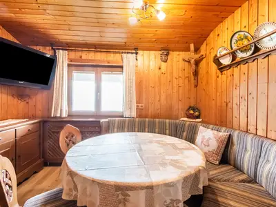 DiningRoom