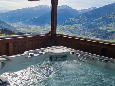 Ferienwohnung für 6 Personen (200 m²) in Hart im Zillertal 1/10