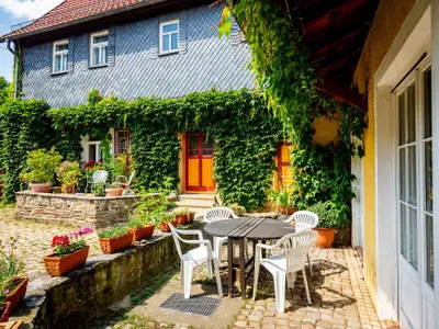 Fewo Kälberstall: Terrasse mit Zugnag zum Innenhof