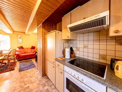 Fewo Taubenschlag: Wohnraum mit Küche