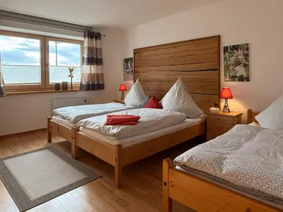 Doppelschlafzimmer  mit Zustellbett Wohnung Teichblick