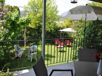Balkon mit Blick zum Garten - Schwarzwald-Traum