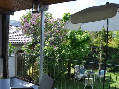 Balkon mit Blick zur Lounge - Schwarzwald-Traum