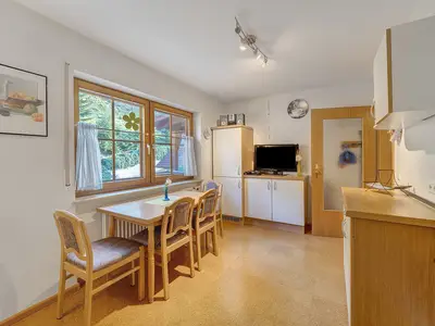 Photo, INSIDE, OUTSIDE