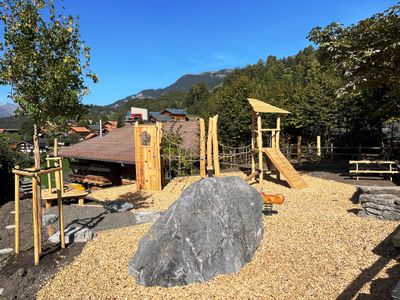 neuer Spielplatz unweit der Unterkunft