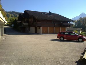 erste Garage gehört zur Wohnung