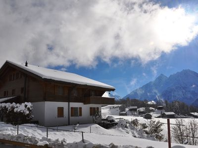 Das Haus von der Westseite her im Winter