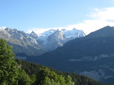 Panoramasicht zum Wetterhorn und den Engelhörner