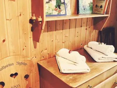Hinteres Läubeli, zweites Schlafzimmer obere Wohnung