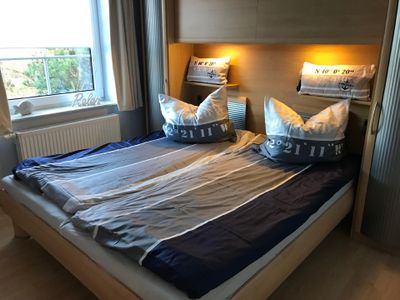 Schlafbereich. Schlafzimmer mit 180x200 Doppelbett