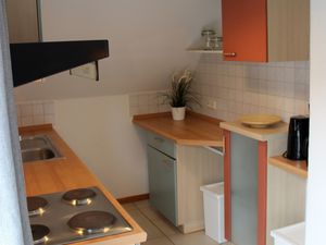 23893216-Ferienwohnung-4-Hasselberg-300x225-5