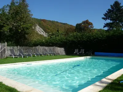 PoolOfHouse