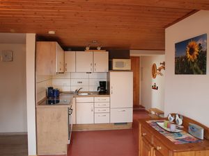 22140277-Ferienwohnung-4-Haundorf-300x225-5