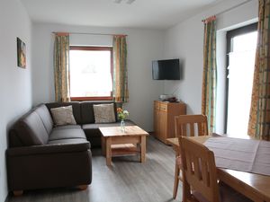 22140283-Ferienwohnung-4-Haundorf-300x225-4