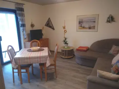 Ferienwohnung für 3 Personen (36 m²) in Haundorf 4/8