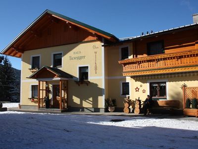 Haus Taxegger - Hausfoto im Winter