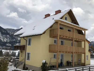 9D0DDFA8-E396-4126-B4D7-B0542B45E00B