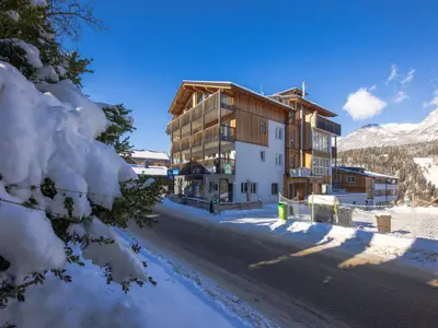 Außenseite Ferienhaus [Winter]