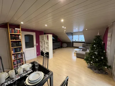 Blick ins Wohnzimmer an Weihnachten