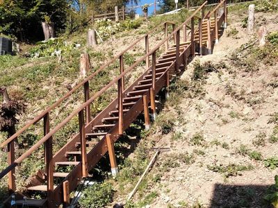 Treppe zur Sonnenterrasse