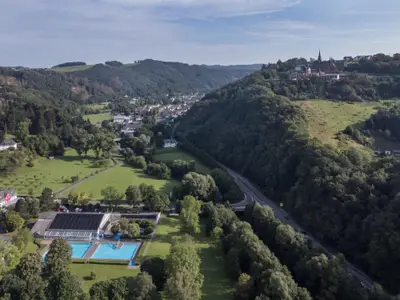 Das Wiedtalbad bei Hausen