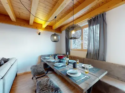 DiningRoom