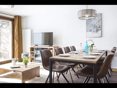 DiningRoom
