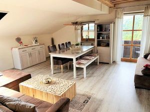 22422059-Ferienwohnung-4-Hauzenberg-300x225-1