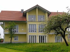 22377349-Ferienwohnung-5-Hauzenberg-300x225-3