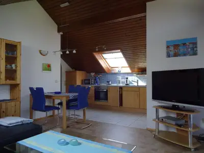 Photo, INSIDE, OUTSIDE