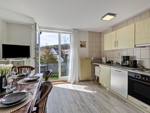 23585937-Ferienwohnung-4-Hechingen-300x225-4