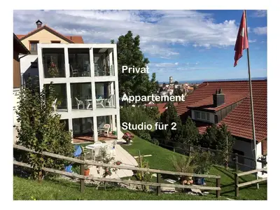 Aussenansicht: traumhaft ........ gedeckter Balkon